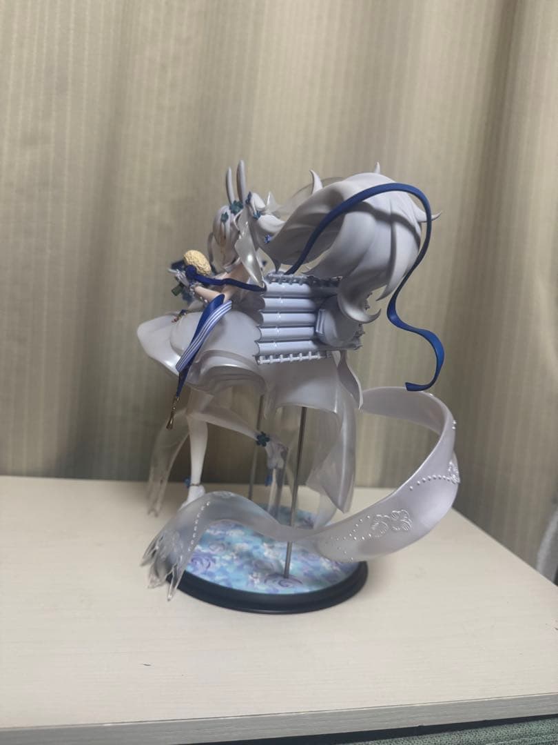 ラフィーアズールレーン1/7 フィギュアAMU-FNX700フリュー