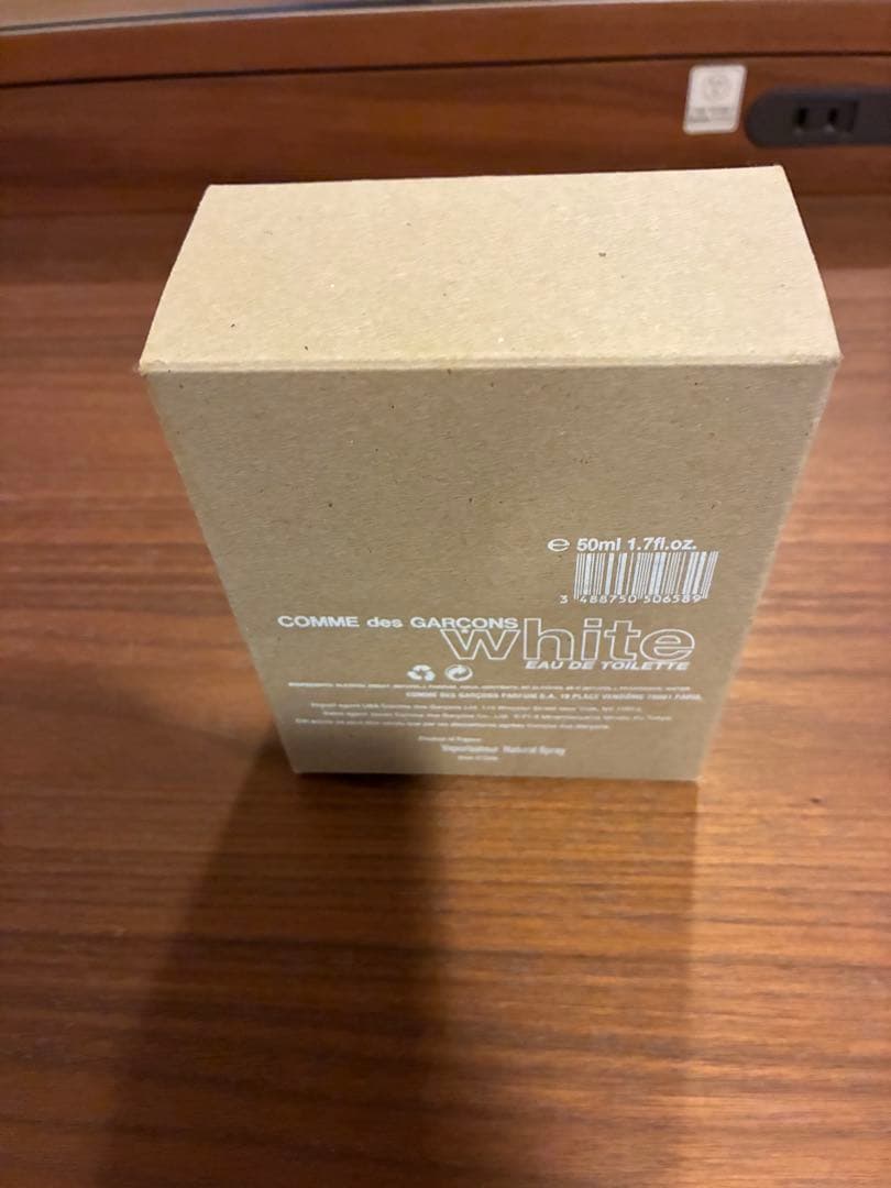【最終値下】COMME des GARCONS white 50ml