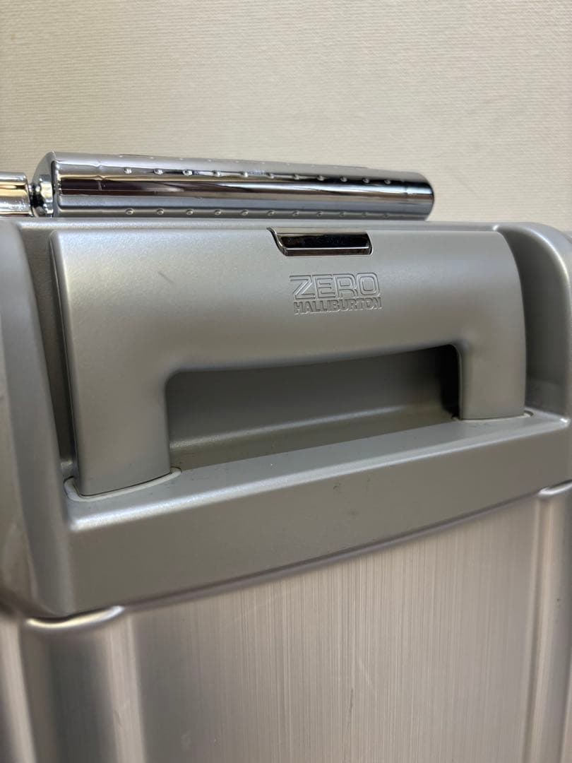Mac612　ZERO HALLIBURTON 日本製スーツケース
