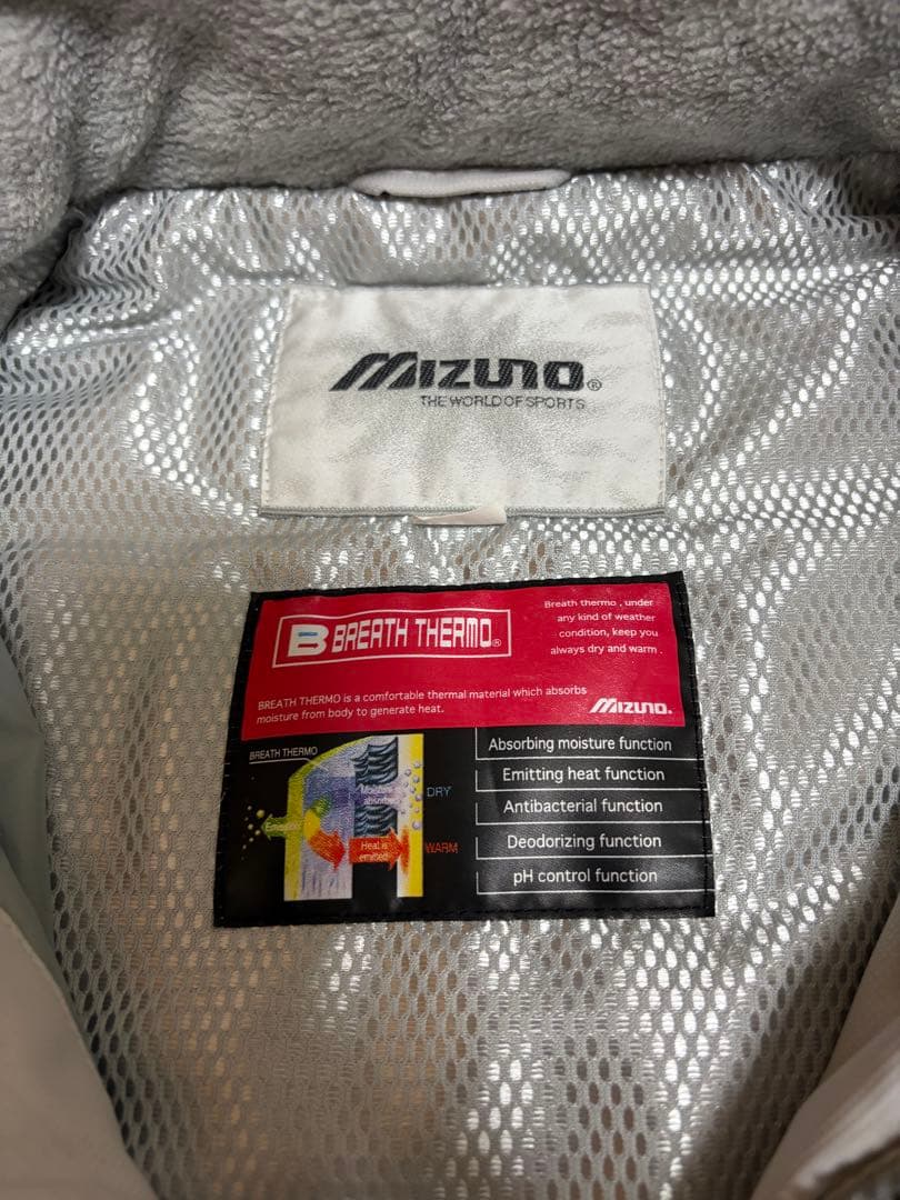 Mizuno 　スキーウェア　スノボウェアBreathe Thermo素材