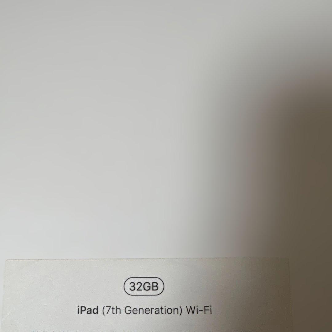 iPad 第7世代　Wi-Fiのみ 32GB ゴールド