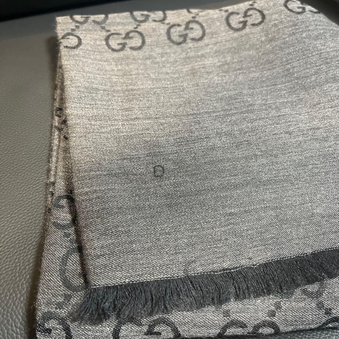 グッチGUCCI ストール　グレー