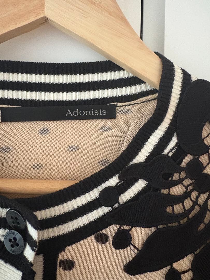 Adonisisis アドニシス　ドット柄刺繍カーディガン