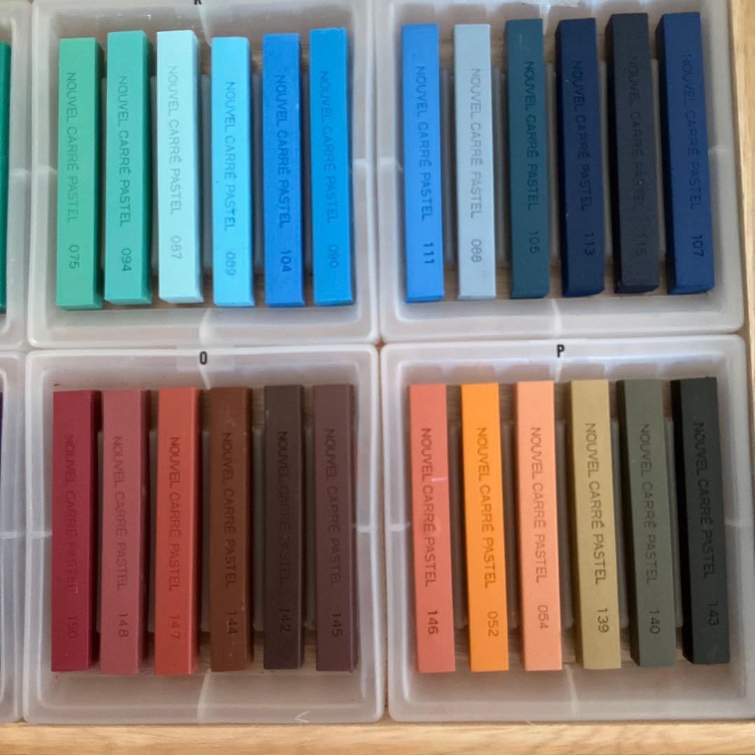ヌーベル　カレー パステル 96色セット　未使用中古品