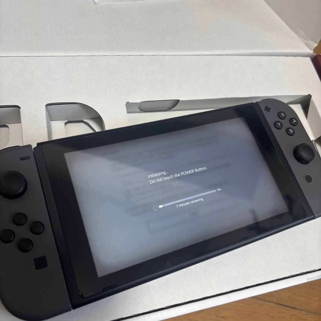 Switch 本体　グレー