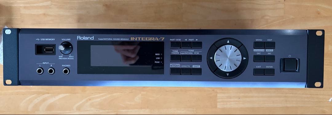 鍵盤楽器 Roland Integra-7