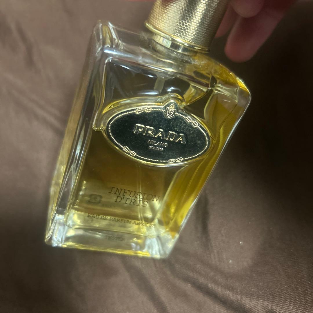 PRADA INFUSION D'IRIS オードパルファム