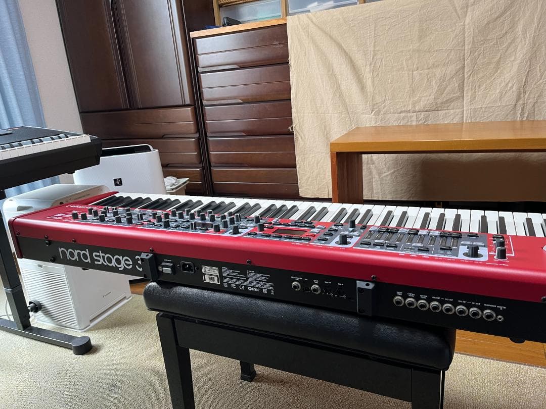 Nord Stage 3 88keys（純正3本ペダル付き）