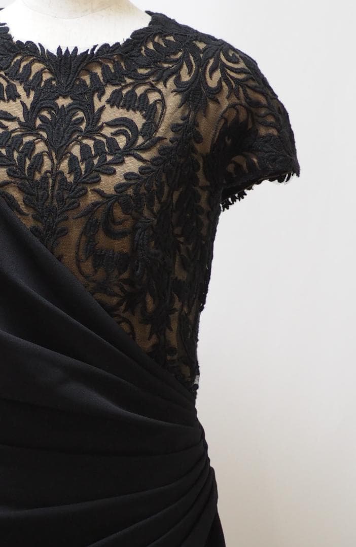TADASHI SHOJI　ワンピース　「M 」/ ９ー１１号程度