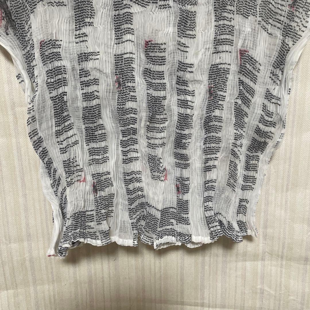 WHITE LABEL⭐️ISSEY MIYAKE 半袖トップス プリーツ加工 柄