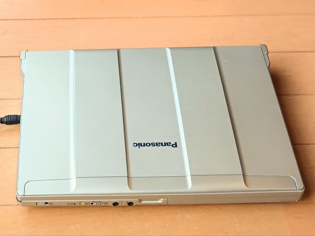 ノートパソコン パナソニック　レッツノートCF-N10、オフィス付き！設定不要！