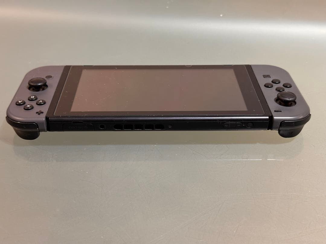 Nintendo Switch グレー 本体 任天堂　ゲーム　スイッチ