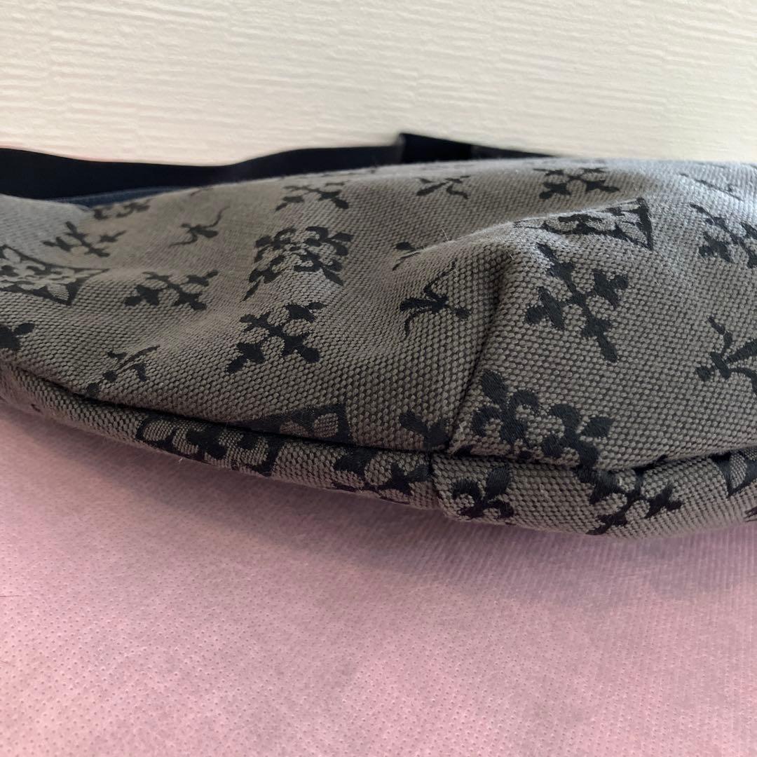 web限定　ラシット ボディバッグ