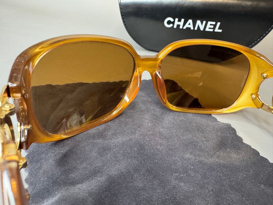 【正規品】CHANEL サングラス ココマーク ゴールド金具 イタリア製