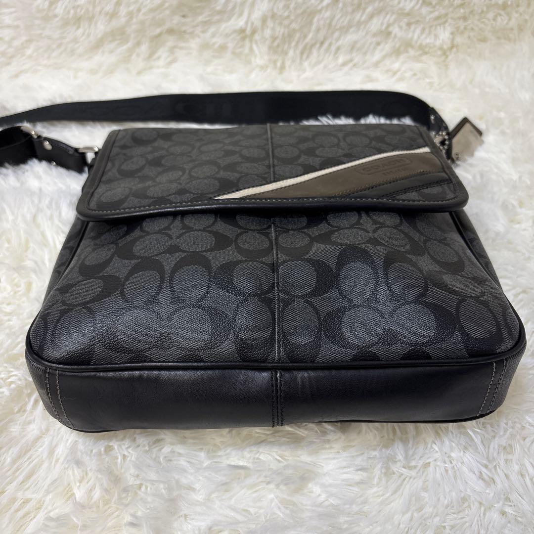 美品✨COACH ショルダーバッグ 黒 シグネチャー 70333