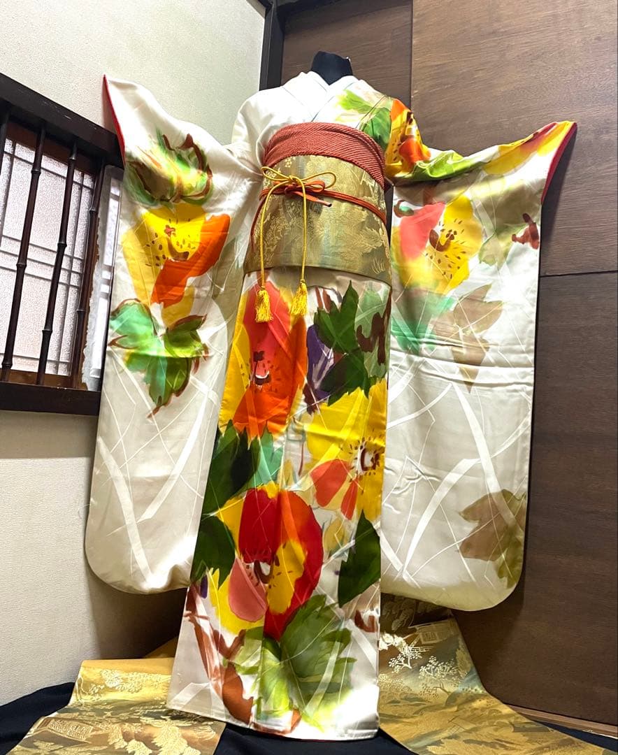 振袖 フルセット6点サイズM 〜Ｌ作家物　手描き　草花文　正絹