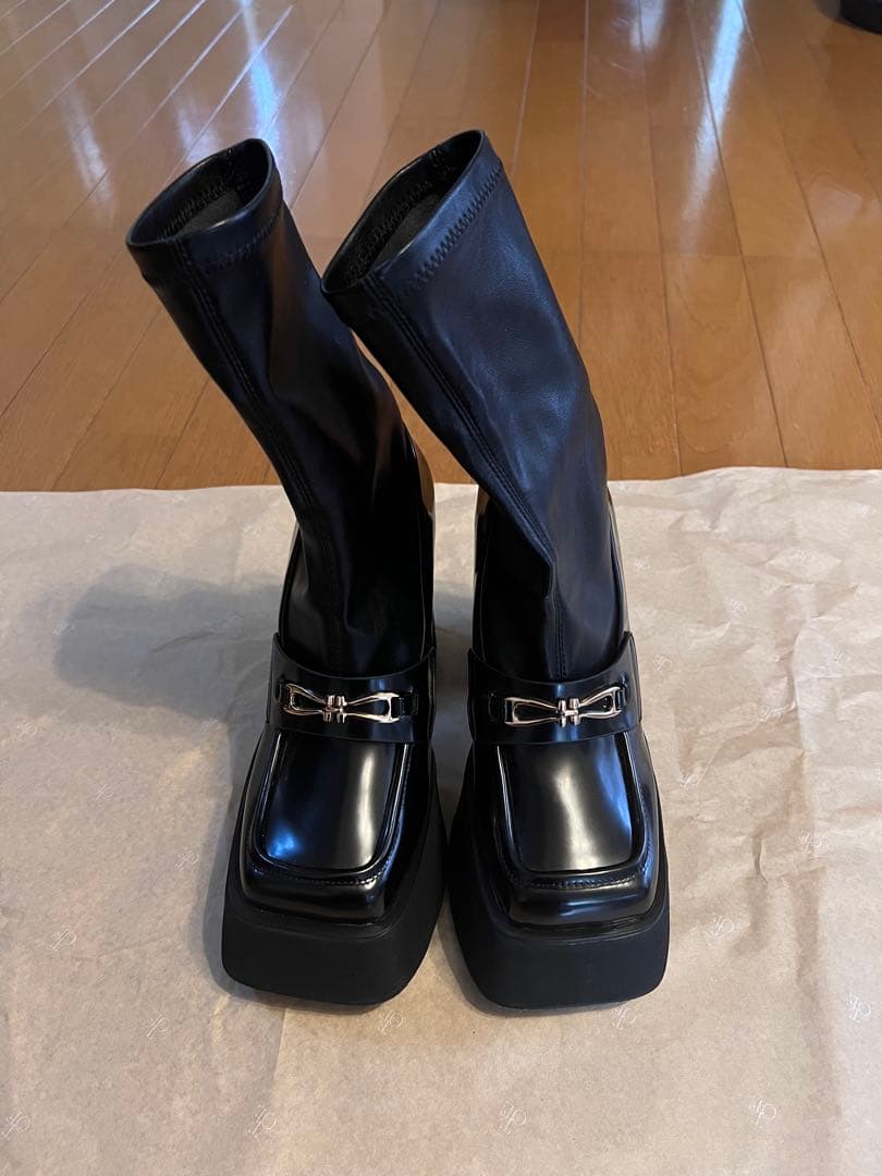 ダーリッチ スクエアトゥショートブーツ M BLK