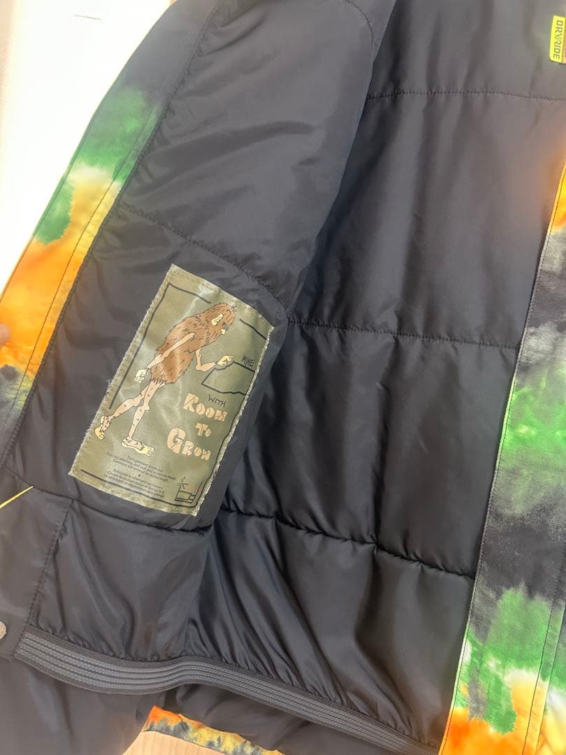 美品☆Burton バートン　ジュニアXL タイダイ柄スノーボード