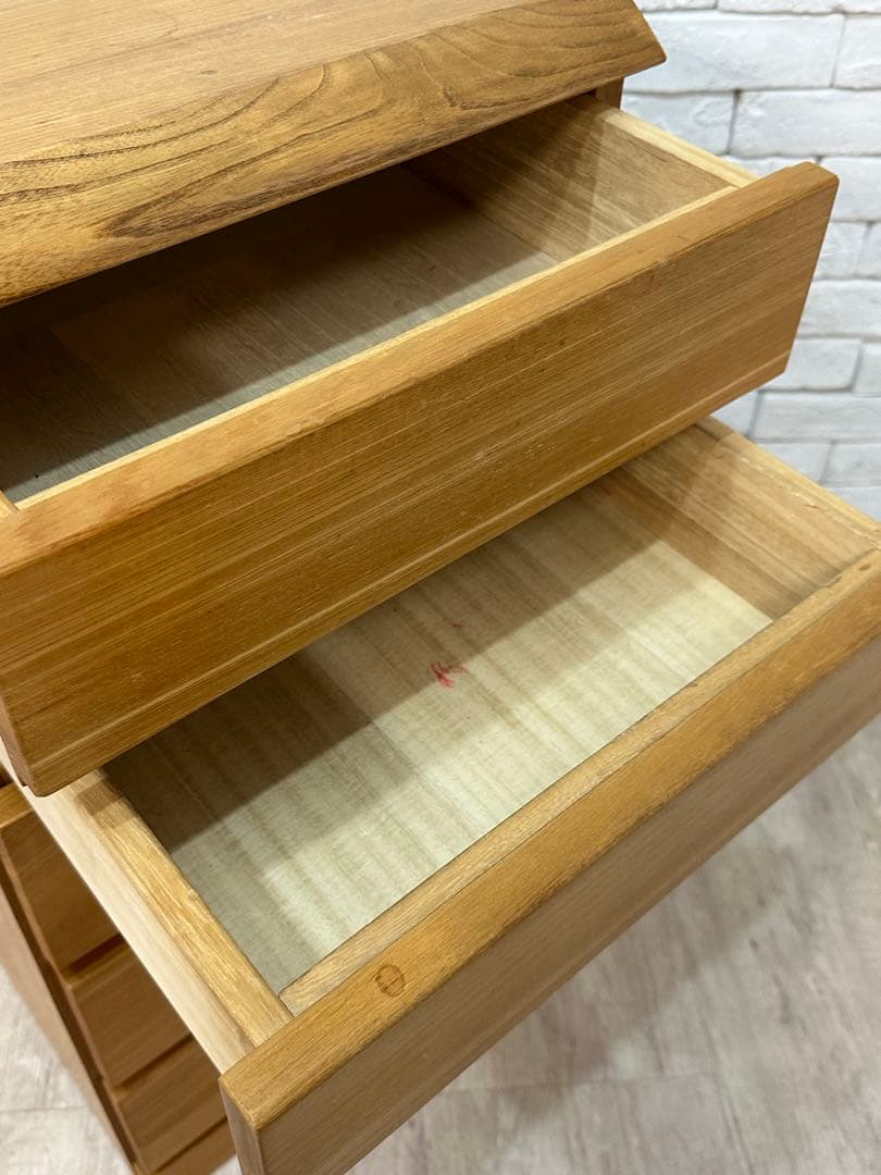 【東京都内23区配送無料】北欧　レトロ 木製チェスト 5段 古家具 一枚板