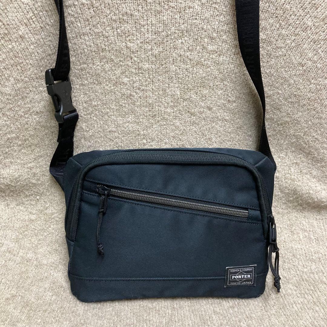 【美品】PORTER フロント ブラック ボディバッグ ショルダーバッグ