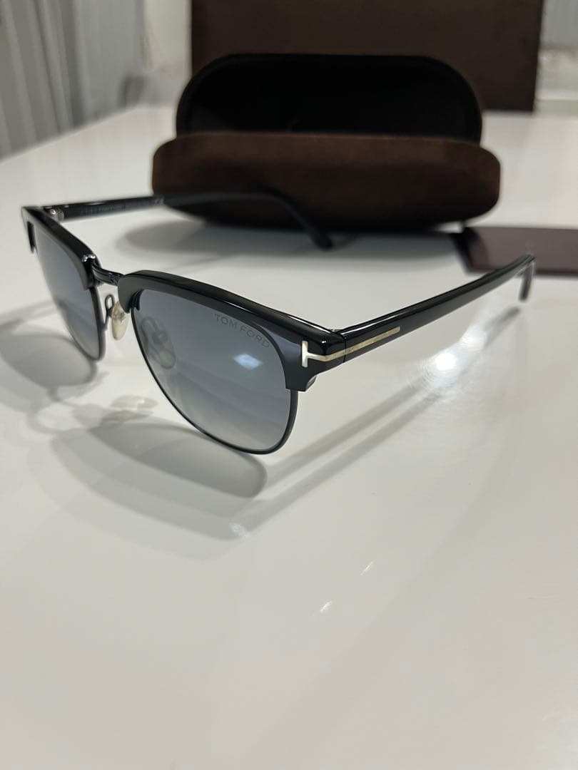 TOM FORD サングラス ケース付き