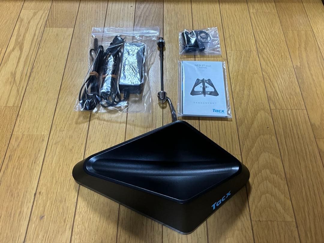 Tacx NEO 2T Smart スマートトレーナー