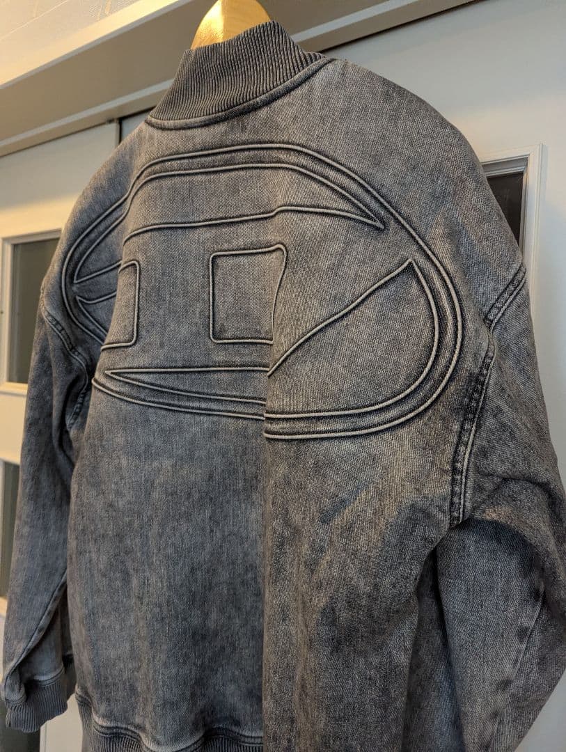 DIESEL 有名人着用モデル グレン期オーバルDロゴデニムブルゾン