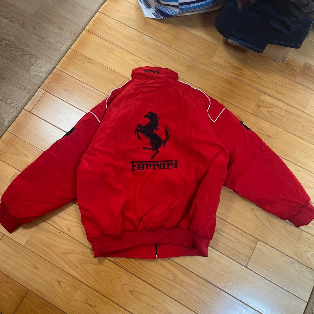 Ferrari レッド ジャケット