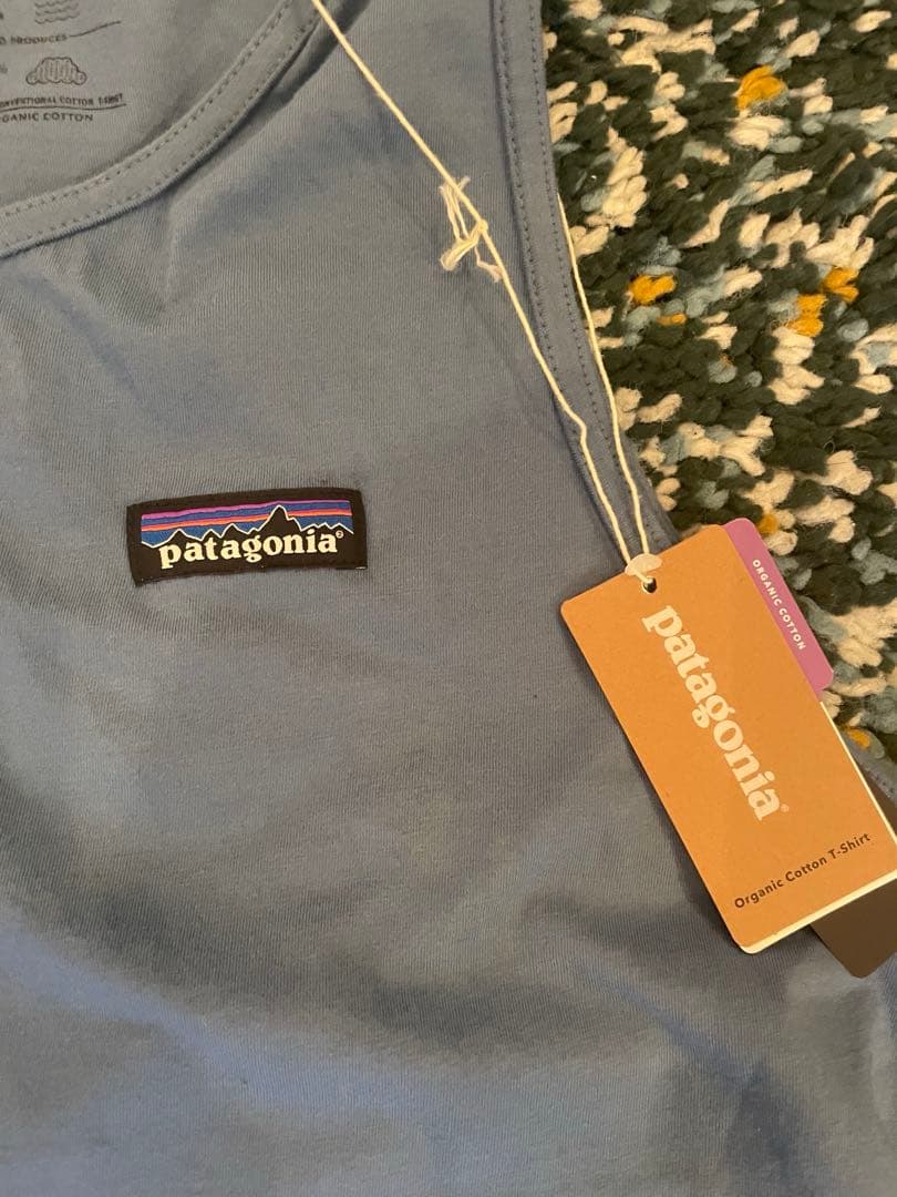新品未使用　patagonia タンクトップ S（日本：M） 青　ブルーグレー