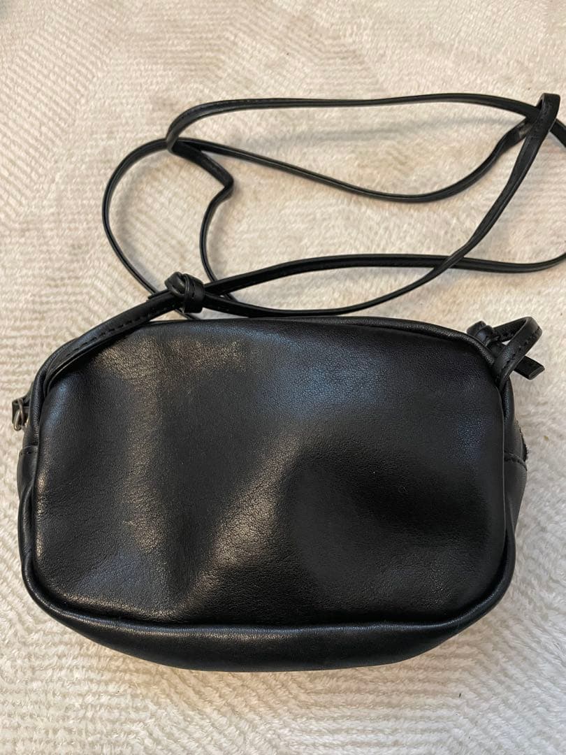 rinori ミニボディバッグ　美品