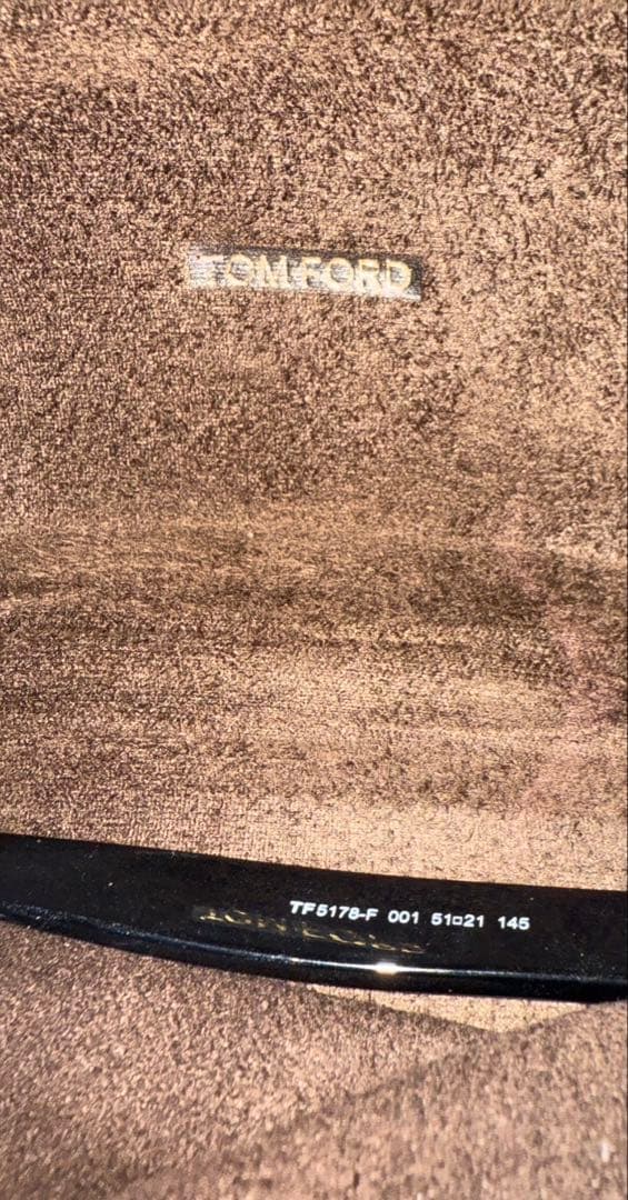 華金！！特別SALE中！！【本物】TOM FORD ブラック サングラス