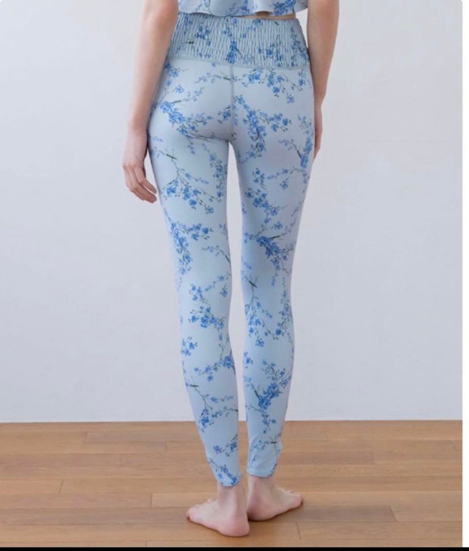未開封 SUKALA 新品 L サイズ スカーラ LAVA 花柄 ヨガウェア