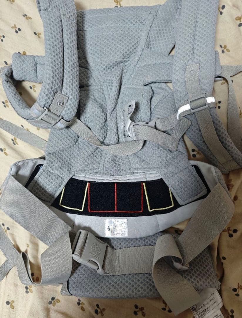 【増田】ergobaby 抱っこ紐 グレー メッシュ