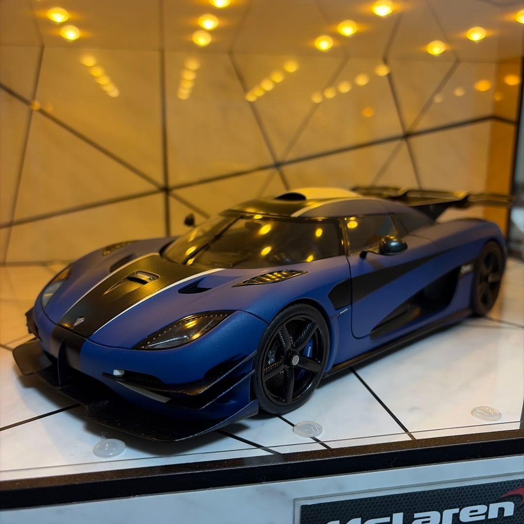 koenigsegg アゲーラ One 1/18スケール ミニカー ブルー