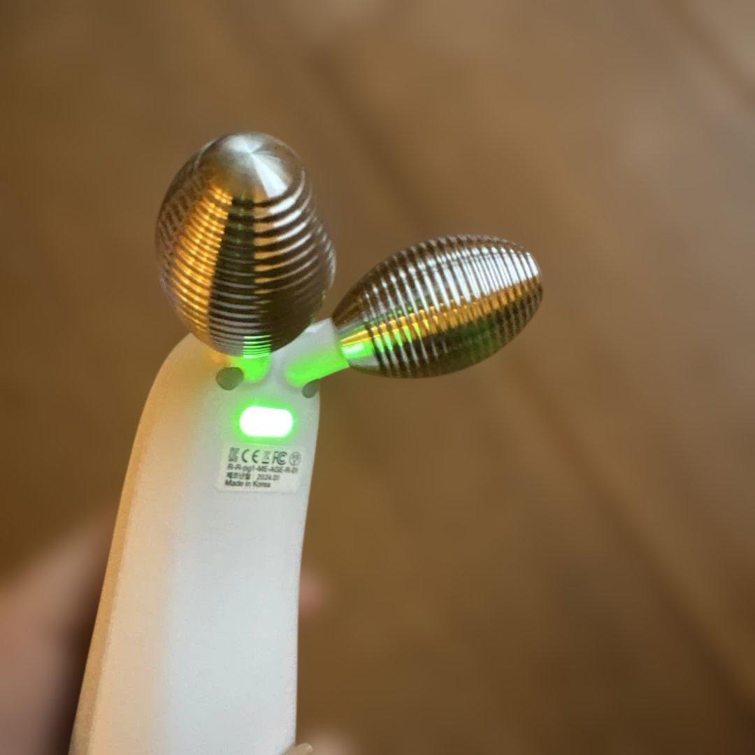 [美品] medicube AGE-R DERMA EMS SHOT