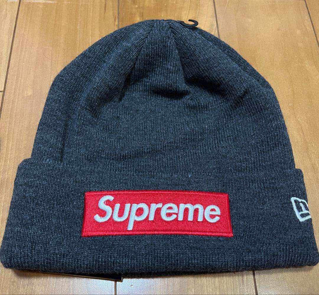 Supreme New Era® コラボ　ニット帽［値下げ］
