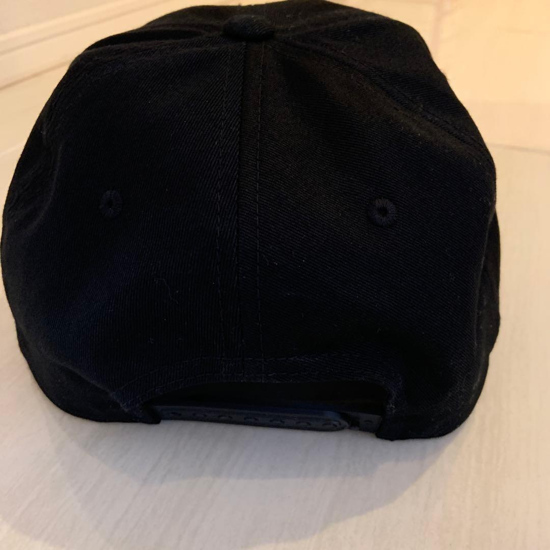 【STUSSY】LOW PROFILE CHENILLE S SNAPBACK