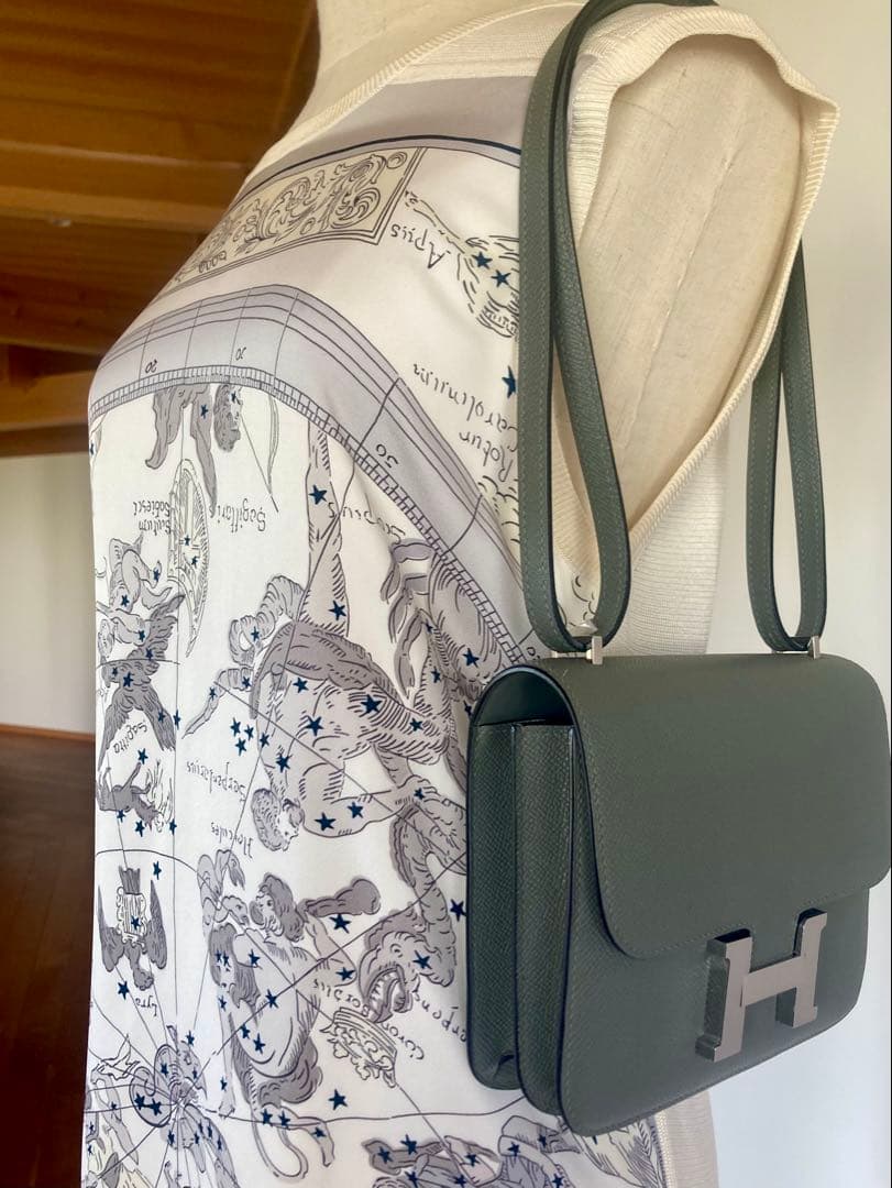 HERMES ツイルレーヌ ワンピース『幻の北半球の星空』　美品　クリーニング済