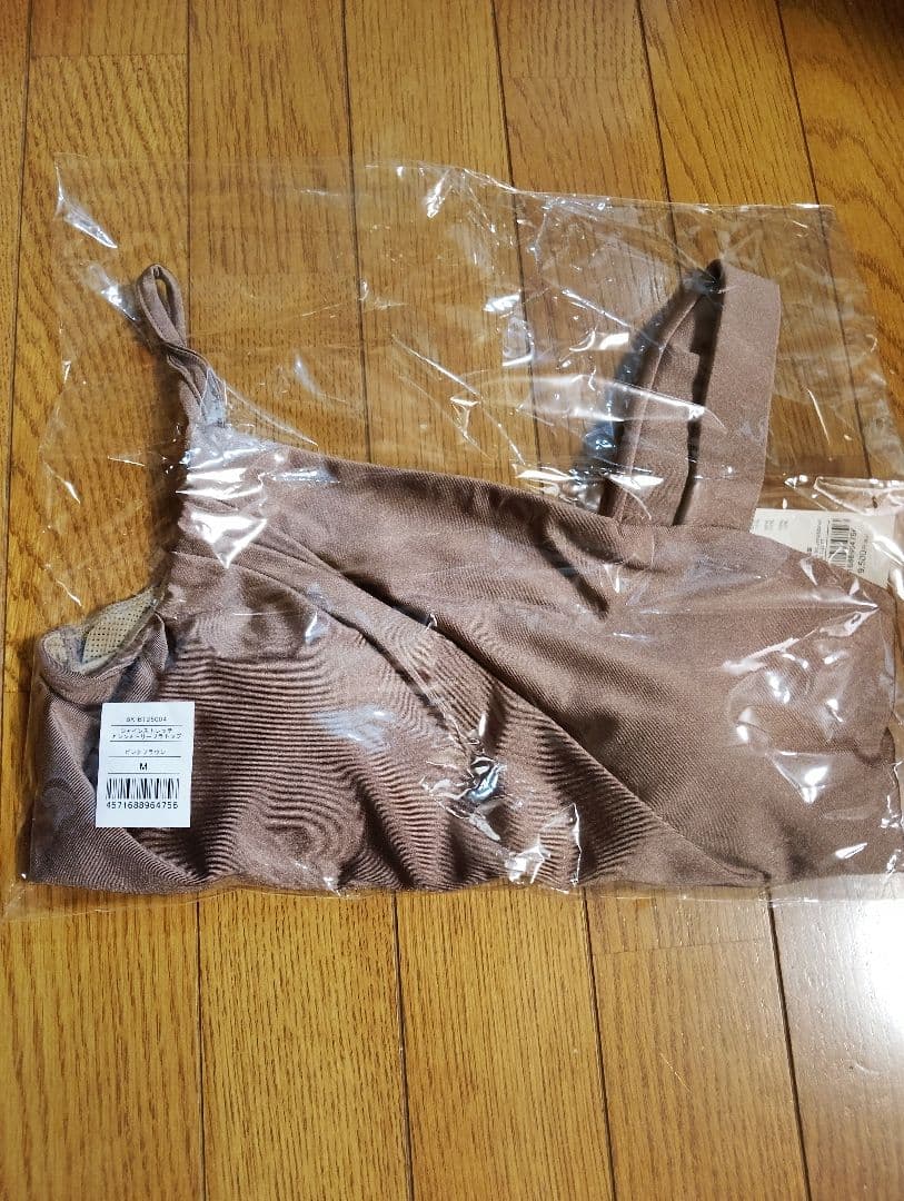 新品未使用SUKALA シャインストレッチアシンメトリーブラウンブラトップM