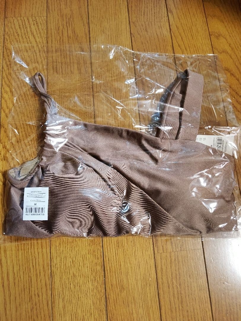 新品未使用SUKALA シャインストレッチアシンメトリーブラウンブラトップM