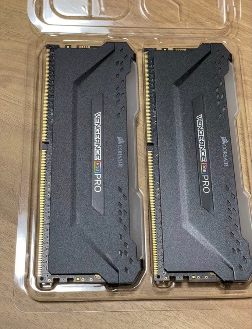 K*K様 【値引き】CORSAIR VENGEANCE RGB PRO DDR4