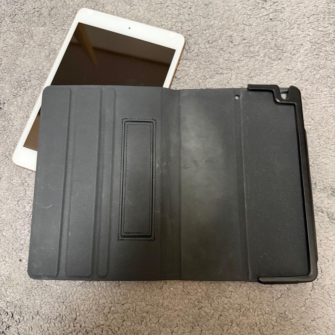 iPad mini5 ゴールド 64GB WI-FI 保護フィルム付 中古品