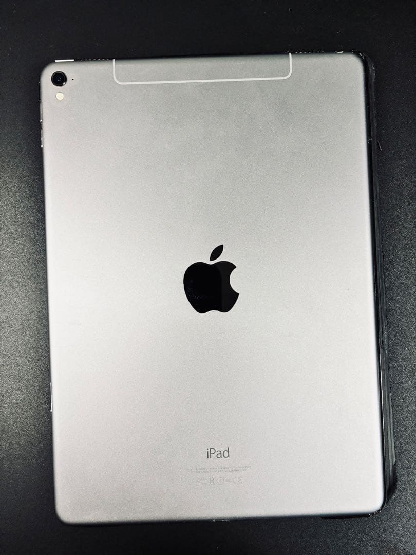 iPad Pro 9.7inches 初代 32 セルラー