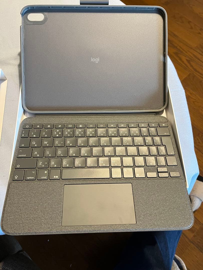 着脱式キーボードケース iPad第10世代A16用
