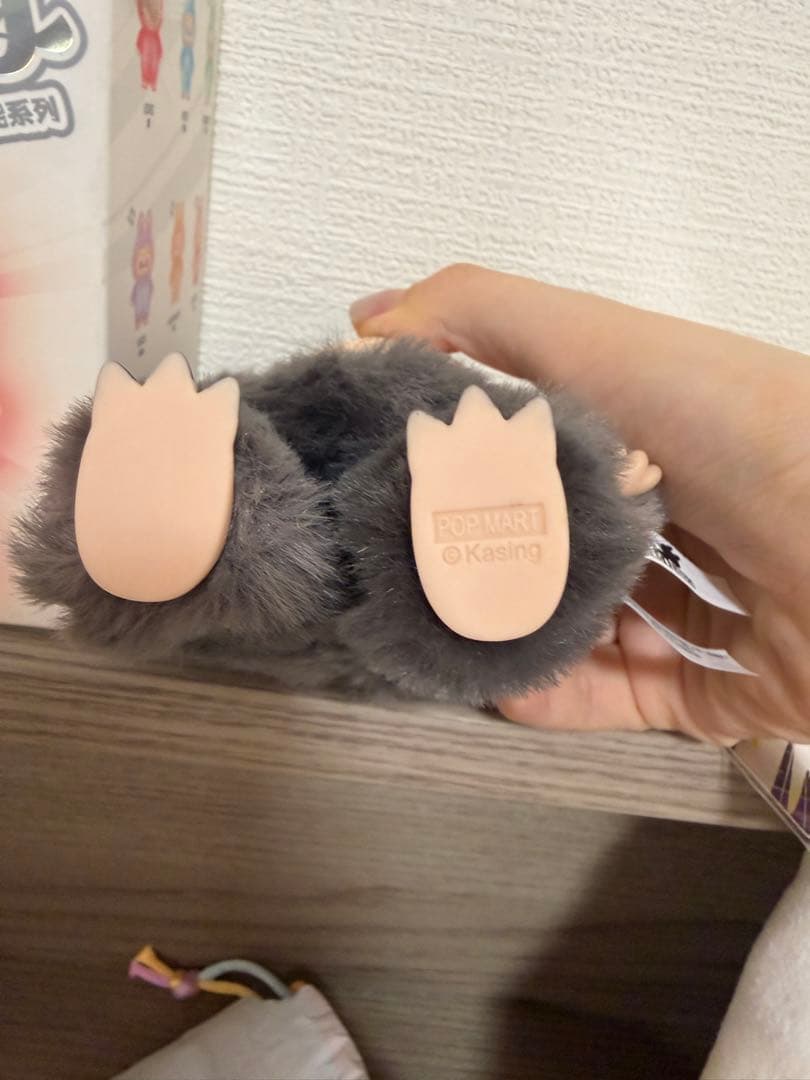 ラブブシークレットTHE MONSTERS Big into Energy ID