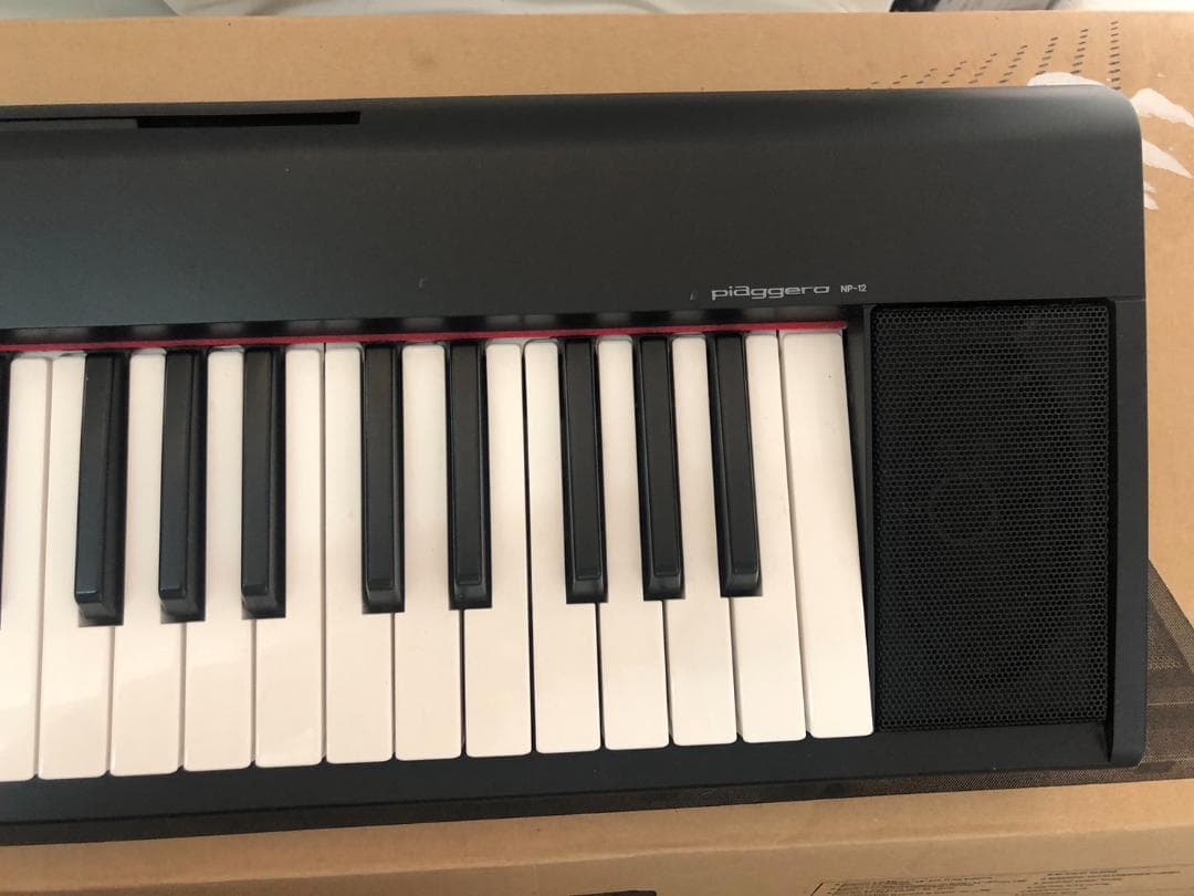 美品 YAMAHA ヤマハ piaggero ピアジーロ NP-12 電子ピアノ