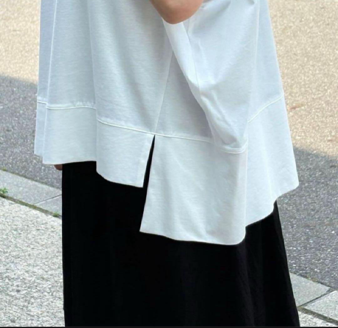 新品タグ付き❣️PASSIONE ロゴプリントTシャツ Mal.レレレさん