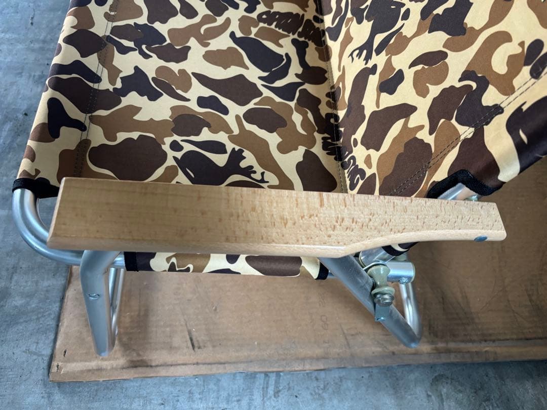 キャプテンスタッグ　カモフラ　廃盤品　アウトドアチェア　鹿ベンチ　綺麗