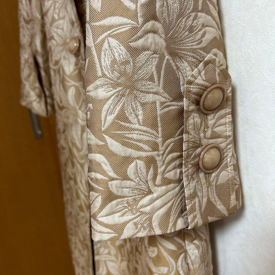 【Lily Brown】花柄ロングコート ベージュ Fサイズ 上品 総柄 美品