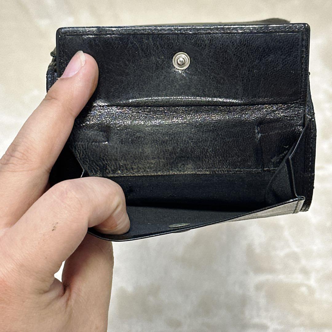 PRADA プラダ 二つ折り財布 ブラック レザー 黒 即発送